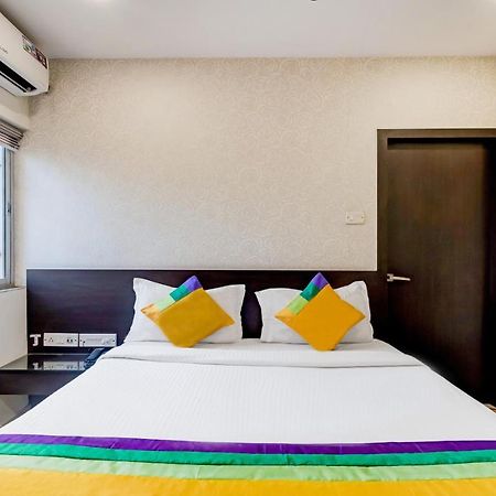 Itsy Hotels Neeranand Plaza Calcuta Exterior foto